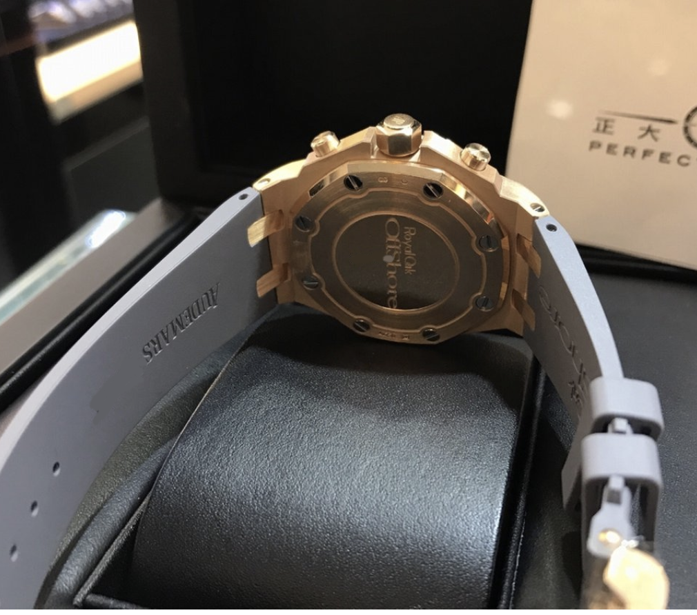 Best Swiss Clone Audemars Piguet Replica Royal Oak - Rose Gold/Diamond Offshore 37mm With Rubber Band - Replica Swiss Clones Watches